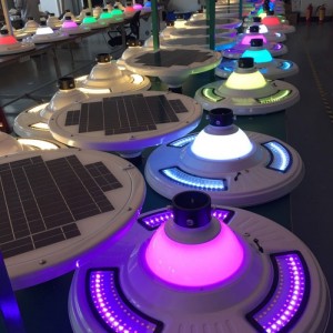 High Quality Solar UFO Garden Light RGB Color with Light Sensor and Remote Controller for Garden Park and Road
